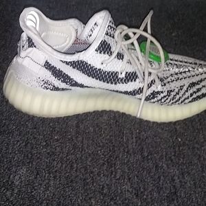 COPY - Yeezy zebra black and white